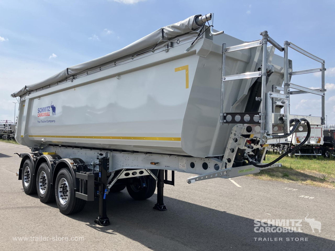 SCHMITZ Auflieger Kipper Stahlrundmulde - Самосвальный полуприцеп: фото 1 SCHMITZ Auflieger Kipper Stahlrundmulde - Самосвальный полуприцеп: фото 1