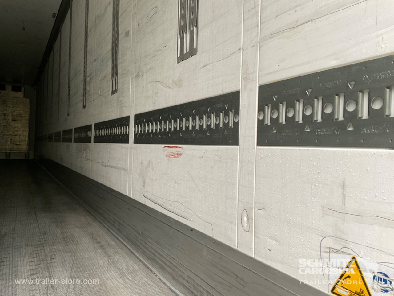 SCHMITZ Reefer Standard Double deck - Изотермический полуприцеп: фото 4 SCHMITZ Reefer Standard Double deck - Изотермический полуприцеп: фото 4