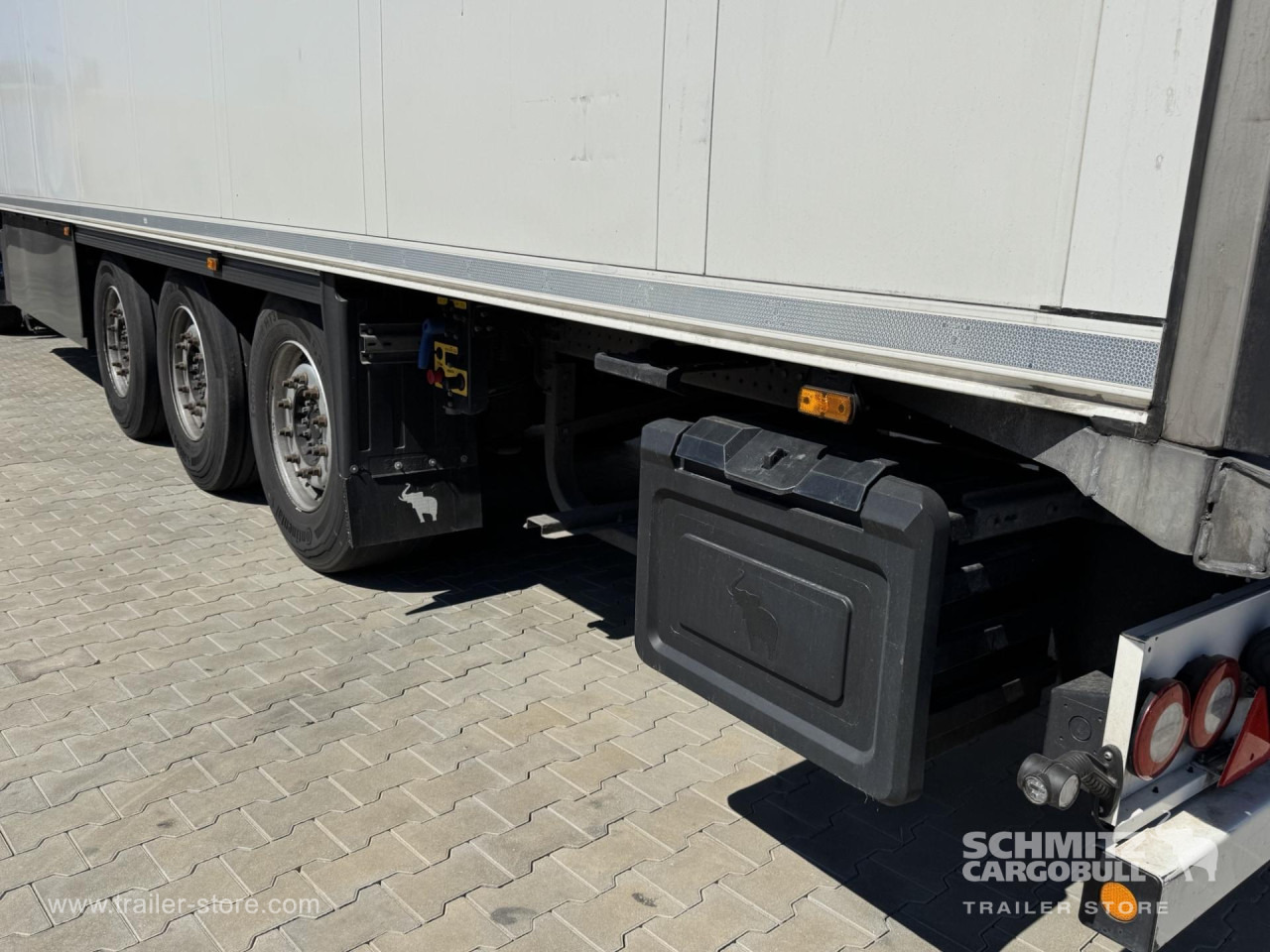 SCHMITZ Reefer Standard Double deck - Изотермический полуприцеп: фото 2 SCHMITZ Reefer Standard Double deck - Изотермический полуприцеп: фото 2
