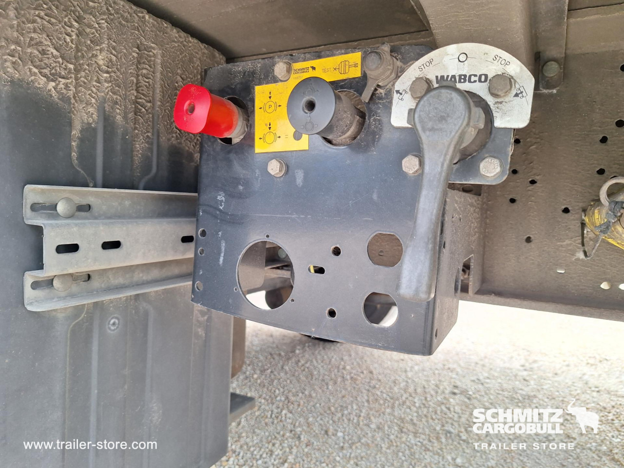 SCHMITZ Tolóponyva Mega - Тентованный полуприцеп: фото 3 SCHMITZ Tolóponyva Mega - Тентованный полуприцеп: фото 3