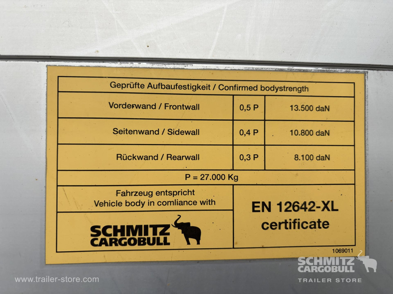 SCHMITZ Curtainsider Standard - Тентованный полуприцеп: фото 2 SCHMITZ Curtainsider Standard - Тентованный полуприцеп: фото 2