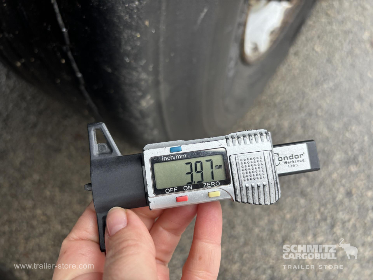 SCHMITZ Curtainsider Standard - Тентованный полуприцеп: фото 2 SCHMITZ Curtainsider Standard - Тентованный полуприцеп: фото 2