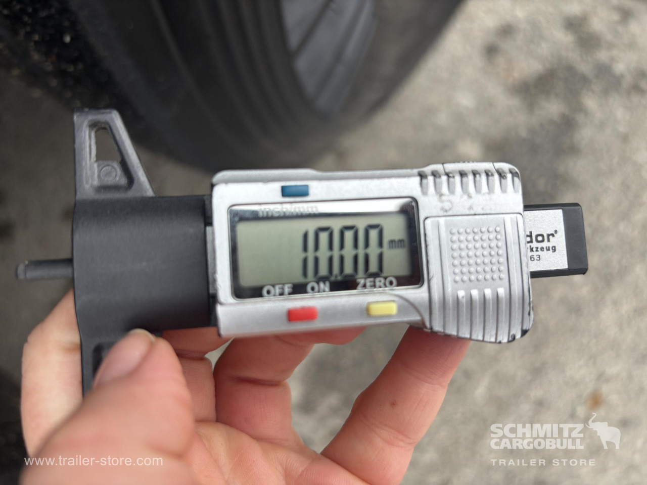 SCHMITZ Curtainsider Standard - Тентованный полуприцеп: фото 4 SCHMITZ Curtainsider Standard - Тентованный полуприцеп: фото 4