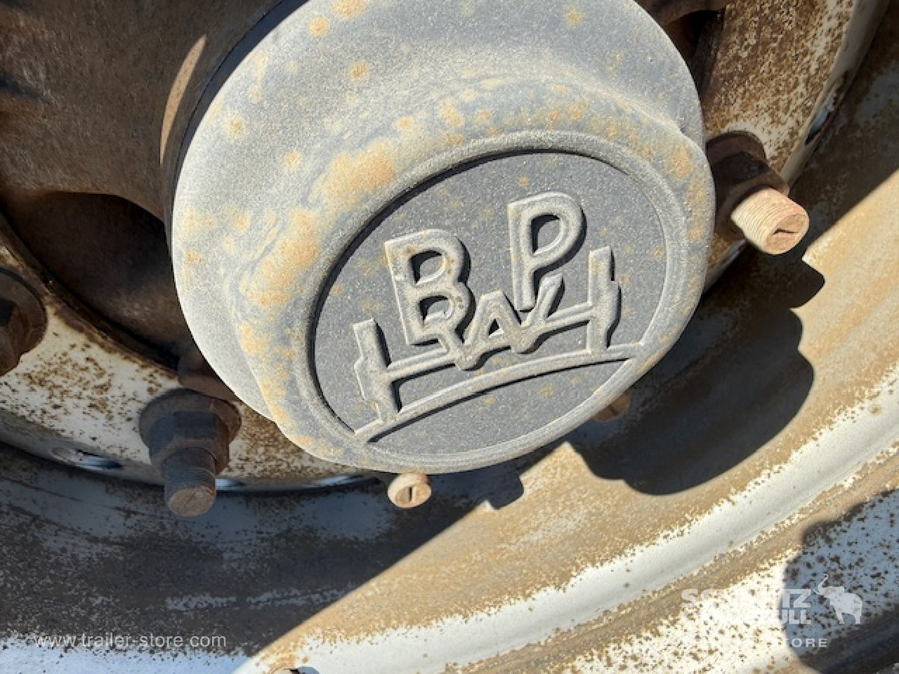 SCHMITZ Oplegger Kasten Standard Taillift - Полуприцеп-фургон: фото 4 SCHMITZ Oplegger Kasten Standard Taillift - Полуприцеп-фургон: фото 4