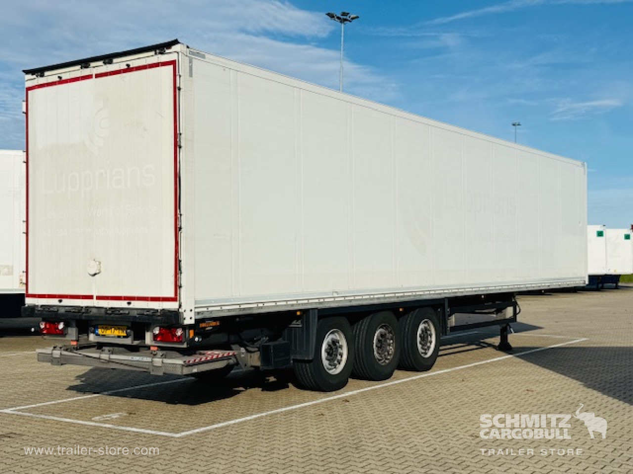 SCHMITZ Oplegger Kasten Standard Taillift - Полуприцеп-фургон: фото 1 SCHMITZ Oplegger Kasten Standard Taillift - Полуприцеп-фургон: фото 1