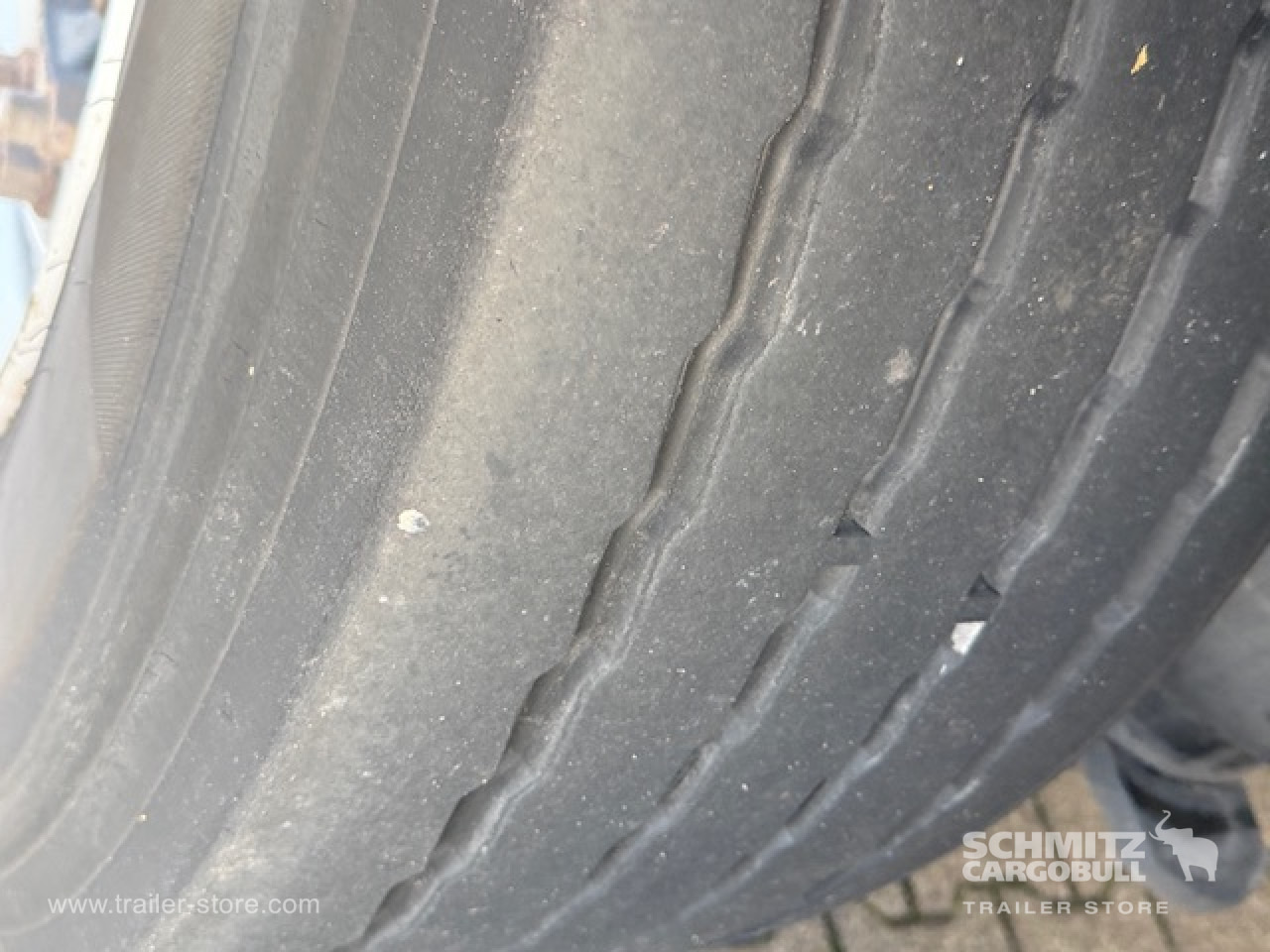 SCHMITZ Oplegger Kasten Standard Taillift - Полуприцеп-фургон: фото 5 SCHMITZ Oplegger Kasten Standard Taillift - Полуприцеп-фургон: фото 5