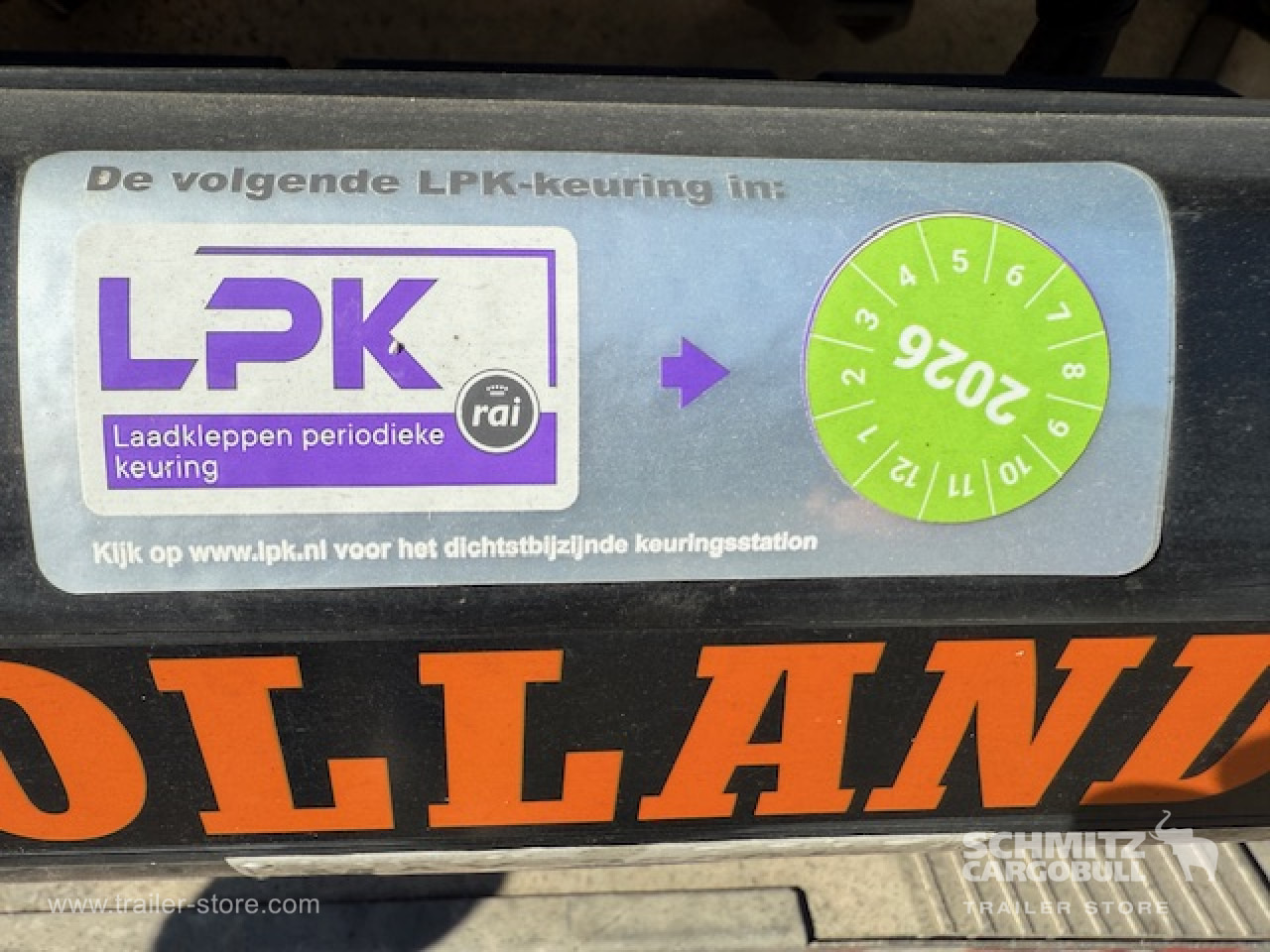 SCHMITZ Oplegger Kasten Standard Taillift - Полуприцеп-фургон: фото 2 SCHMITZ Oplegger Kasten Standard Taillift - Полуприцеп-фургон: фото 2