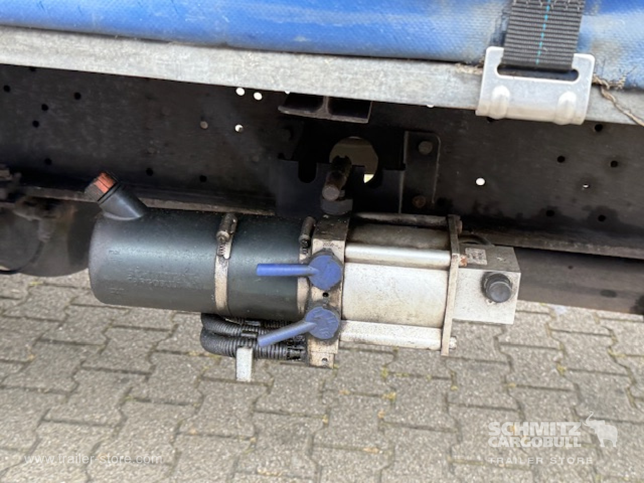 SCHMITZ Oplegger Schuifzeil Coil Forklift holder - Тентованный полуприцеп: фото 4 SCHMITZ Oplegger Schuifzeil Coil Forklift holder - Тентованный полуприцеп: фото 4