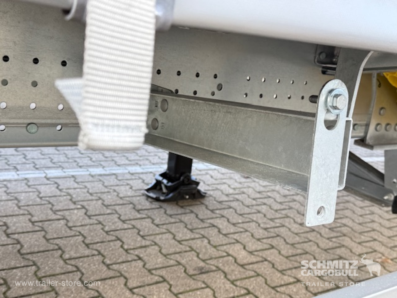 SCHMITZ Oplegger Schuifzeil Mega - Тентованный полуприцеп: фото 4 SCHMITZ Oplegger Schuifzeil Mega - Тентованный полуприцеп: фото 4