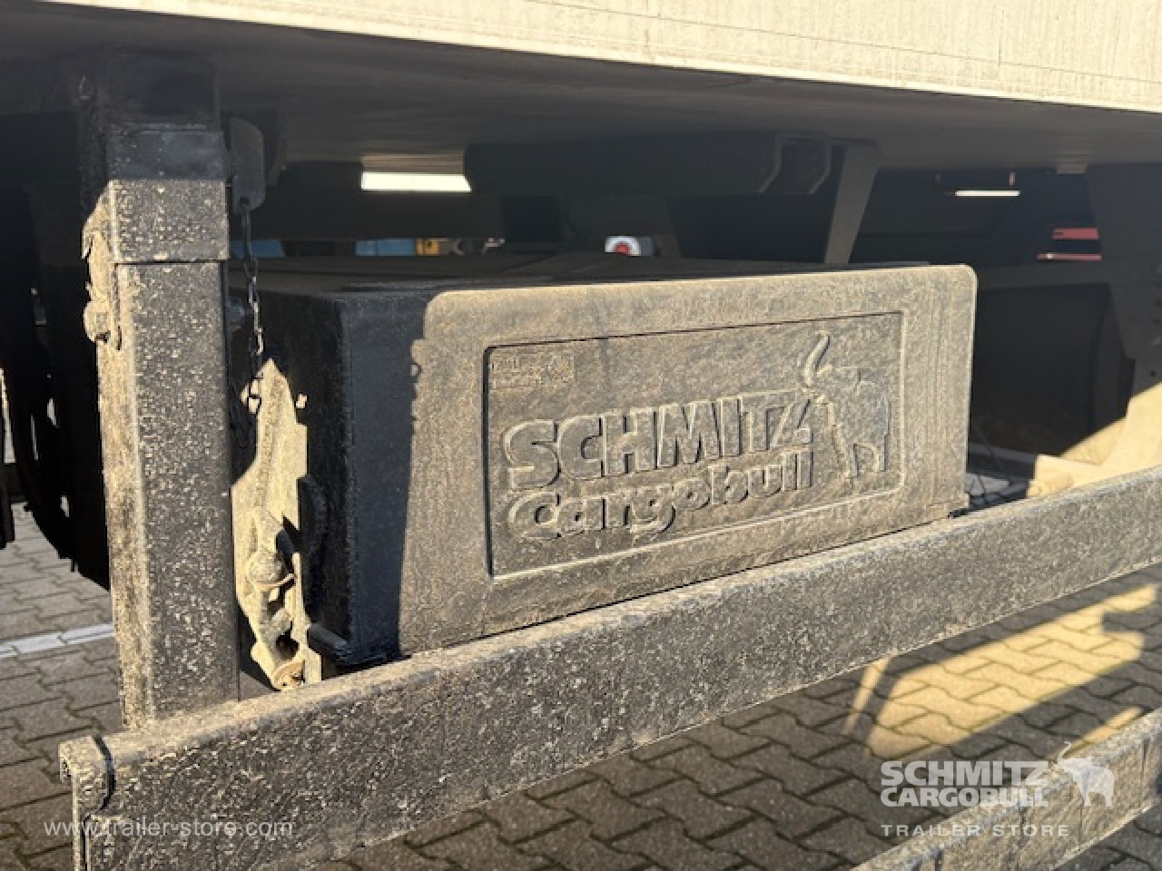 SCHMITZ Oplegger Vries Standard Taillift - Изотермический полуприцеп: фото 5 SCHMITZ Oplegger Vries Standard Taillift - Изотермический полуприцеп: фото 5