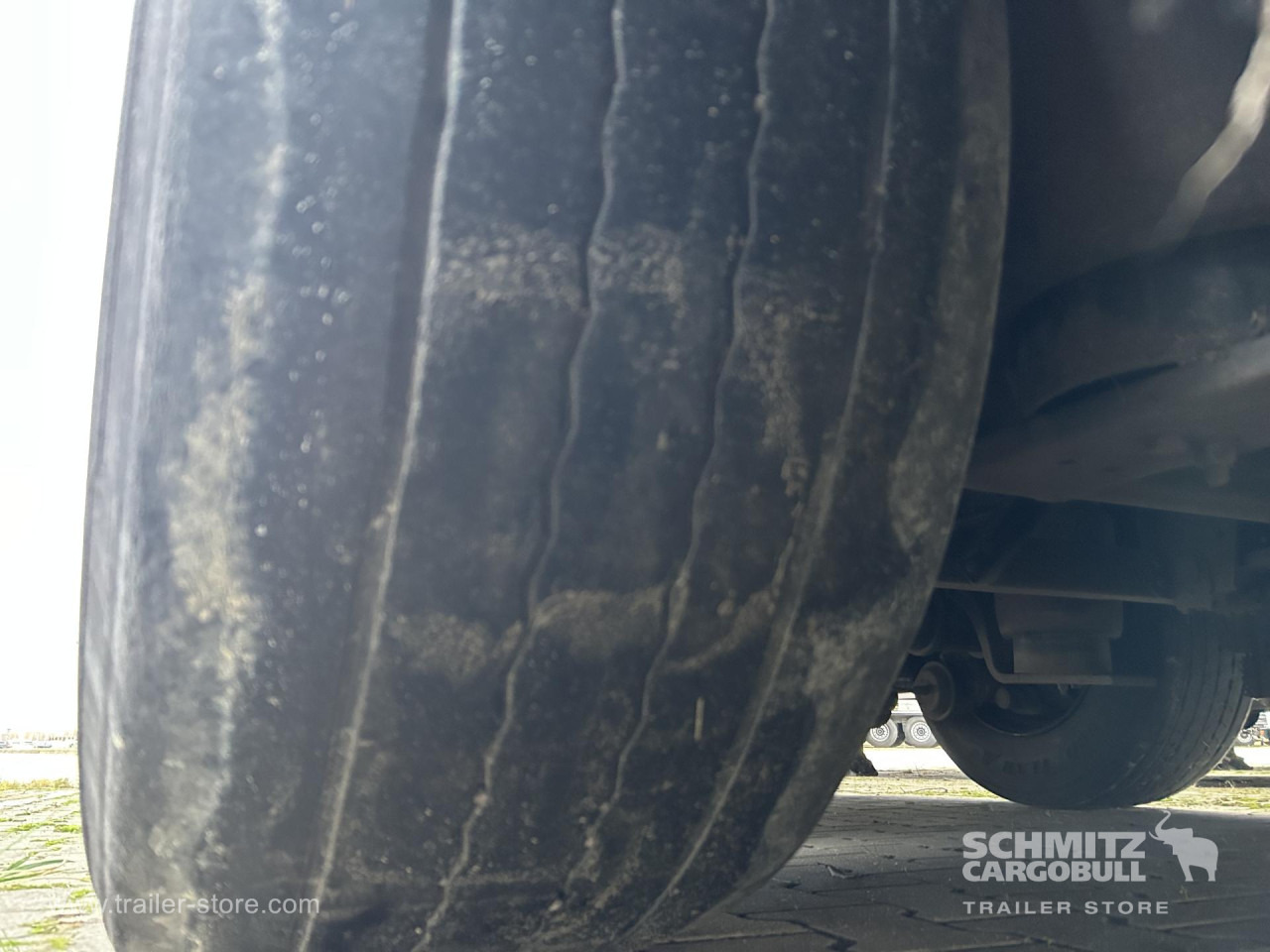 Тентованный полуприцеп SCHMITZ Curtainsider Mega: фото 13