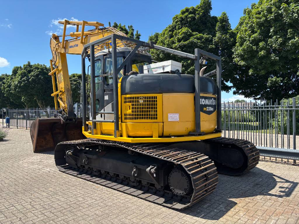 Komatsu PC 228 Uslc-3E0 - Гусеничный экскаватор: фото 3 Komatsu PC 228 Uslc-3E0 - Гусеничный экскаватор: фото 3