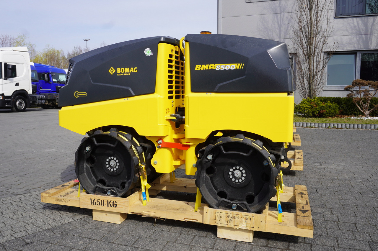 BOMAG BMP 8500 brand-new trench roller / Remote Control / 4 units - Стабилизатор грунта: фото 5 BOMAG BMP 8500 brand-new trench roller / Remote Control / 4 units - Стабилизатор грунта: фото 5