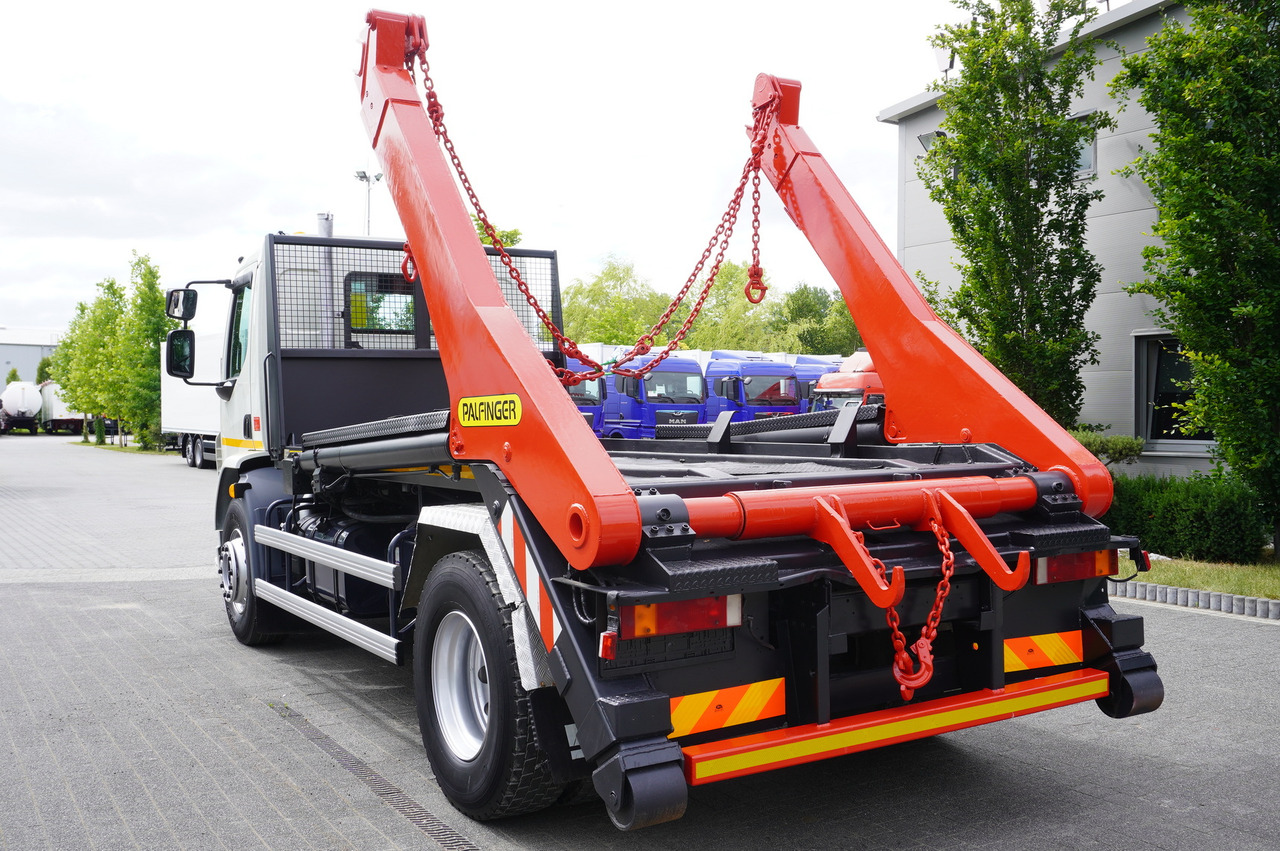 DAF LF 55.220 Skip loader GUIMA PALFINGER M14T - Портальный бункеровоз: фото 4 DAF LF 55.220 Skip loader GUIMA PALFINGER M14T - Портальный бункеровоз: фото 4