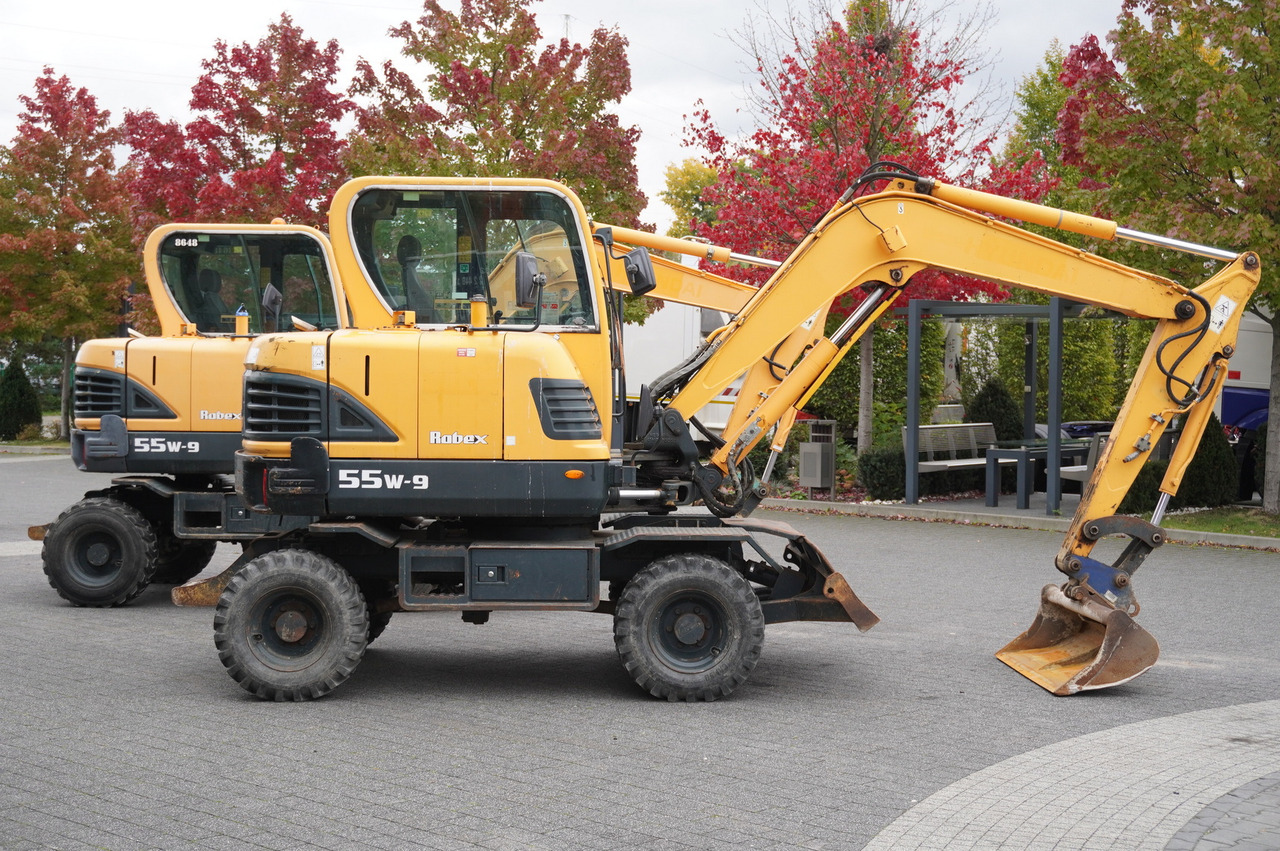 Hyundai Robex 55W-9 Wheeled Excavator 5.5t / 2pcs - Мини-экскаватор: фото 3 Hyundai Robex 55W-9 Wheeled Excavator 5.5t / 2pcs - Мини-экскаватор: фото 3