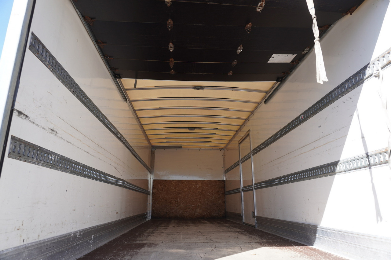 IVECO 120-190 / 160 thousand km !!! / Box 18 EPAL / Dhollandia lift 1500 kg - Грузовик с закрытым кузовом: фото 5 IVECO 120-190 / 160 thousand km !!! / Box 18 EPAL / Dhollandia lift 1500 kg - Грузовик с закрытым кузовом: фото 5