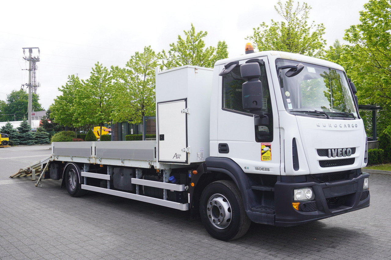 IVECO Eurocargo 150 E25 / 90 tho. km !!! / Tow truck - Эвакуатор: фото 2 IVECO Eurocargo 150 E25 / 90 tho. km !!! / Tow truck - Эвакуатор: фото 2