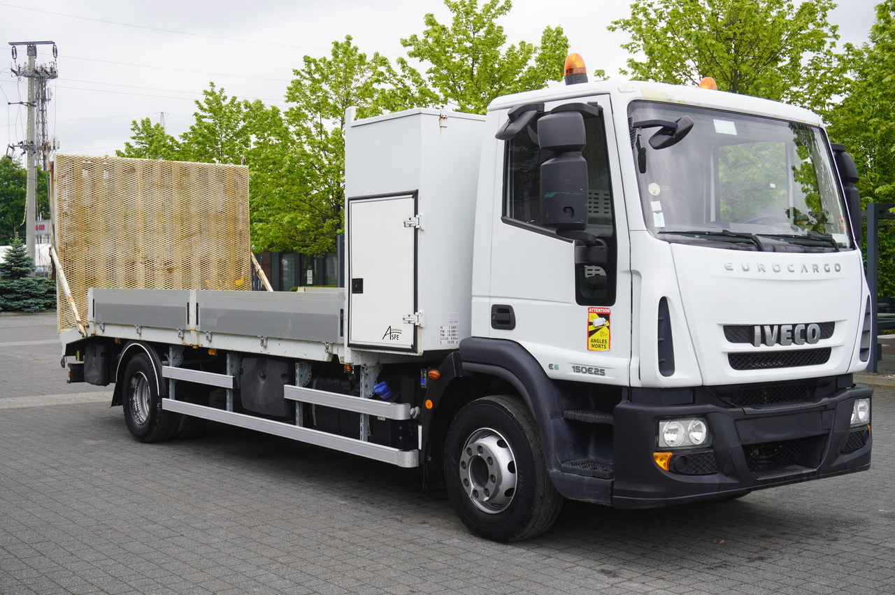 IVECO Eurocargo 150 E25 / 90 tho. km !!! / Tow truck - Эвакуатор: фото 4 IVECO Eurocargo 150 E25 / 90 tho. km !!! / Tow truck - Эвакуатор: фото 4