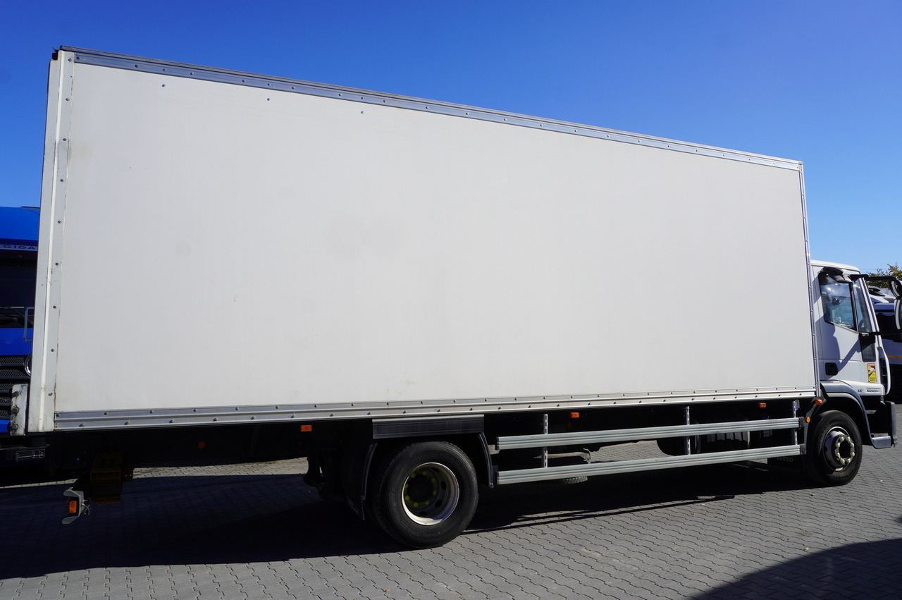IVECO Eurocargo 160E21 / Only 11 thousand km!!! / Box 18 EPAL - Грузовик с закрытым кузовом: фото 3 IVECO Eurocargo 160E21 / Only 11 thousand km!!! / Box 18 EPAL - Грузовик с закрытым кузовом: фото 3