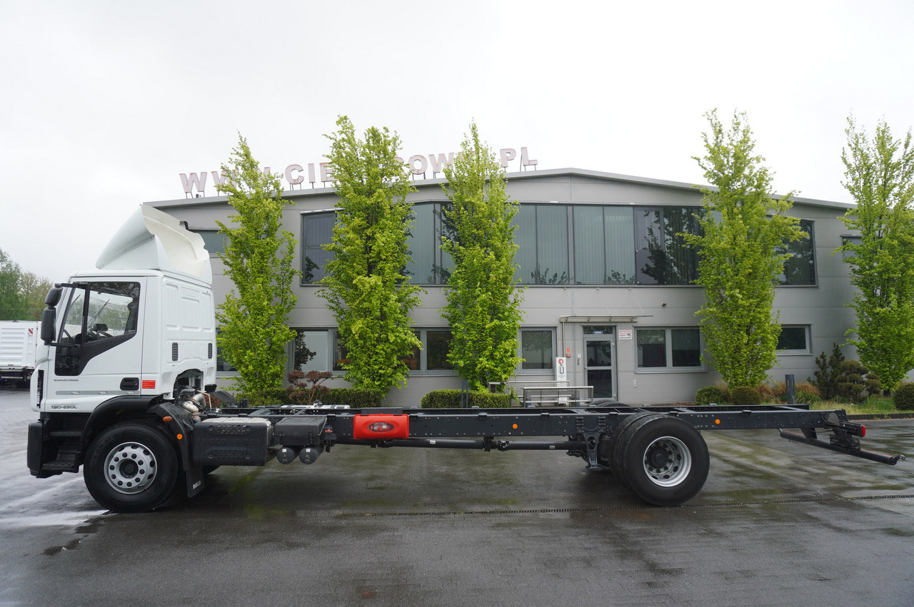 IVECO Eurocargo 190-250L / 8.45 m chassis / new tires - Грузовик-шасси: фото 2 IVECO Eurocargo 190-250L / 8.45 m chassis / new tires - Грузовик-шасси: фото 2