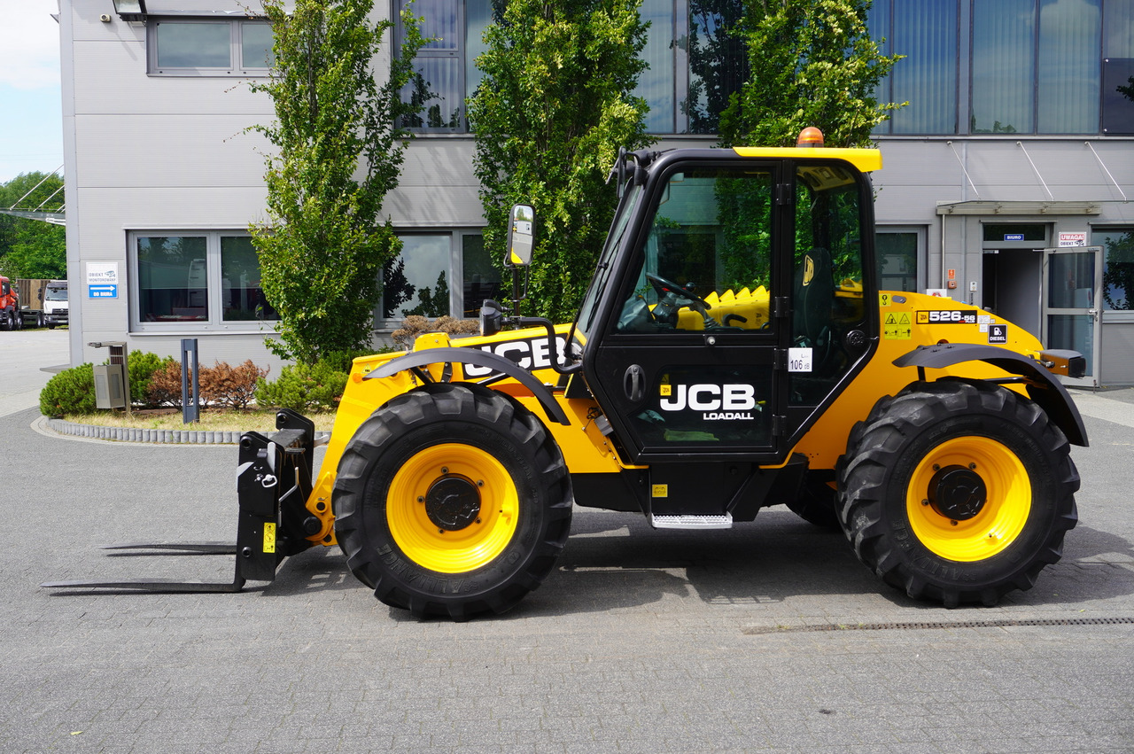 JCB 526-56 AGRI Plus / 5.6 m telescopic loader / joystick - Телескопический фронтальный погрузчик: фото 2 JCB 526-56 AGRI Plus / 5.6 m telescopic loader / joystick - Телескопический фронтальный погрузчик: фото 2