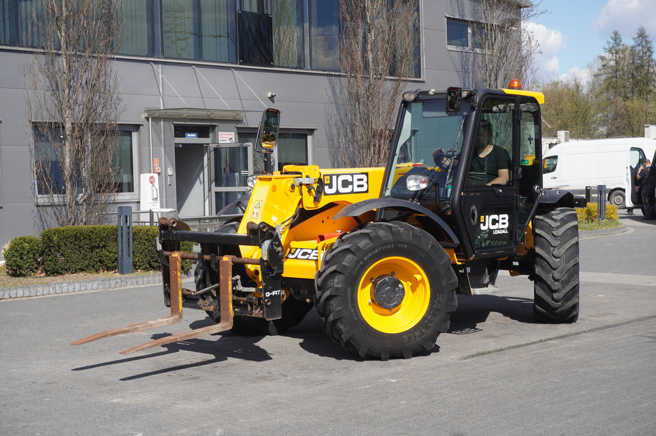 Телескопический фронтальный погрузчик JCB 526-56 AGRI Plus / 5.6 m telescopic loader / joystick: фото 20