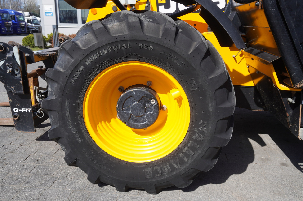 Телескопический фронтальный погрузчик JCB 526-56 AGRI Plus / 5.6 m telescopic loader / joystick: фото 13
