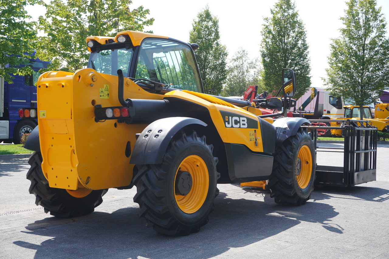 JCB 535-95 / 3.5 T / range 9.5 m / joystick - Телескопический фронтальный погрузчик: фото 4 JCB 535-95 / 3.5 T / range 9.5 m / joystick - Телескопический фронтальный погрузчик: фото 4