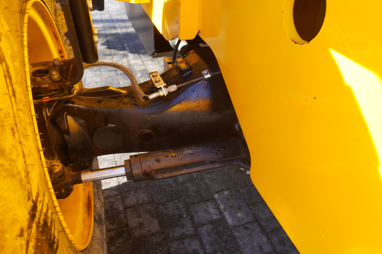 Телескопический погрузчик JCB 540-170 Telescopic Loader / 17m / joystick: фото 32