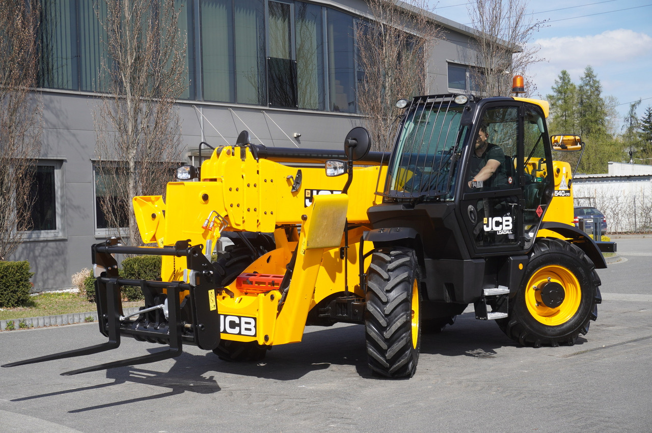 Телескопический погрузчик JCB 540-170 Telescopic Loader / 17m / joystick: фото 12