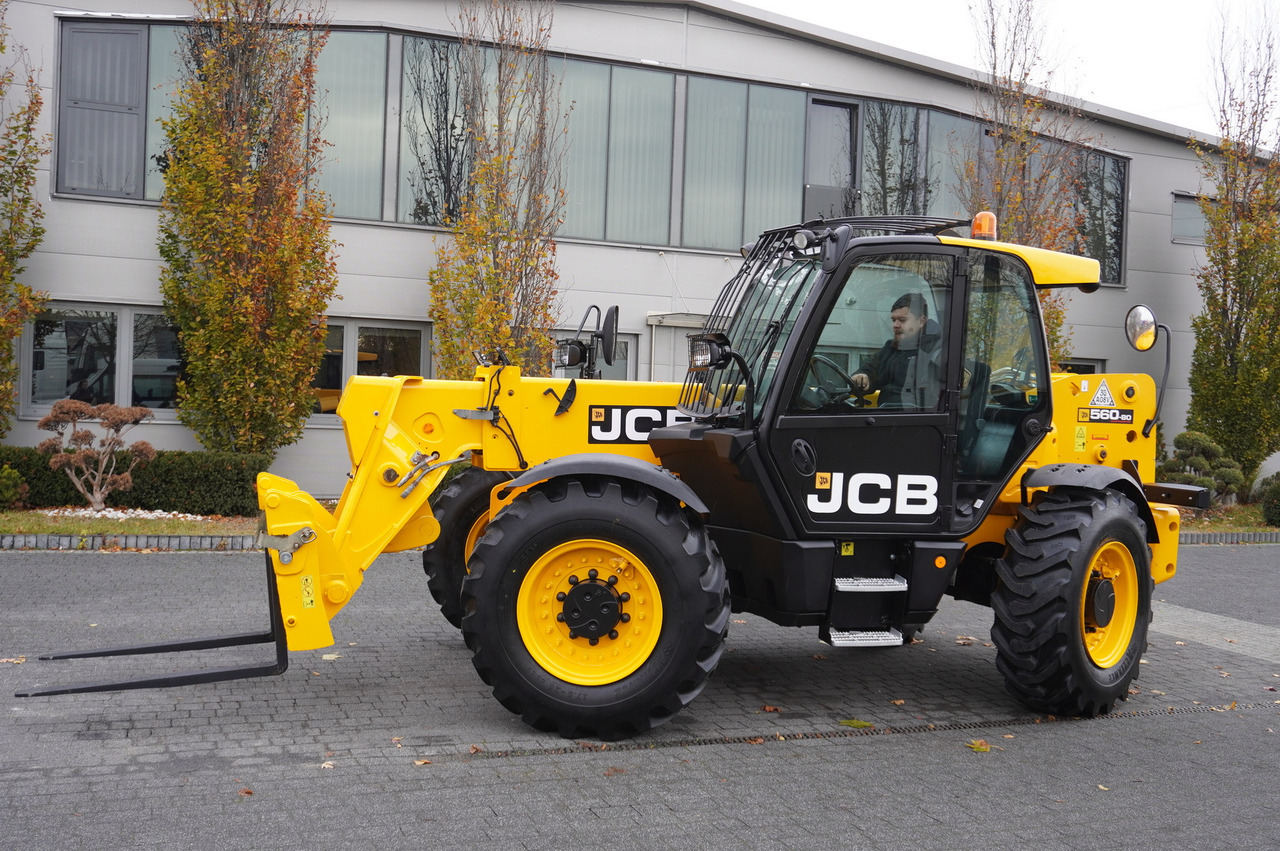 JCB 560-80 / 6 ton lifting capacity / power 146 HP - Телескопический фронтальный погрузчик: фото 4 JCB 560-80 / 6 ton lifting capacity / power 146 HP - Телескопический фронтальный погрузчик: фото 4