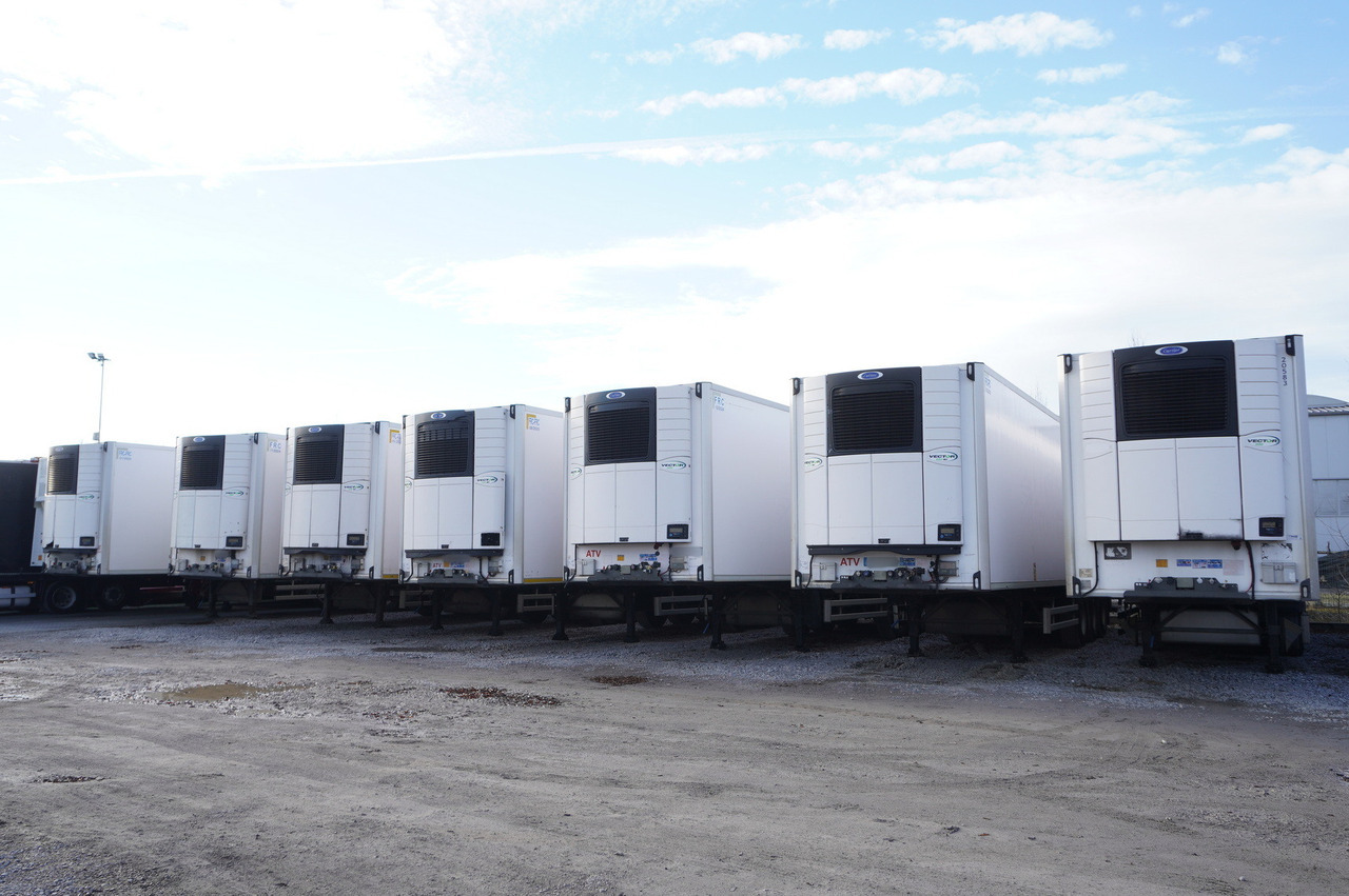 LAMBERET refrigerated semi-trailer / Carrier Vector 1950 MT (Multitemperature) / 10 units - Полуприцеп-рефрижератор: фото 2 LAMBERET refrigerated semi-trailer / Carrier Vector 1950 MT (Multitemperature) / 10 units - Полуприцеп-рефрижератор: фото 2