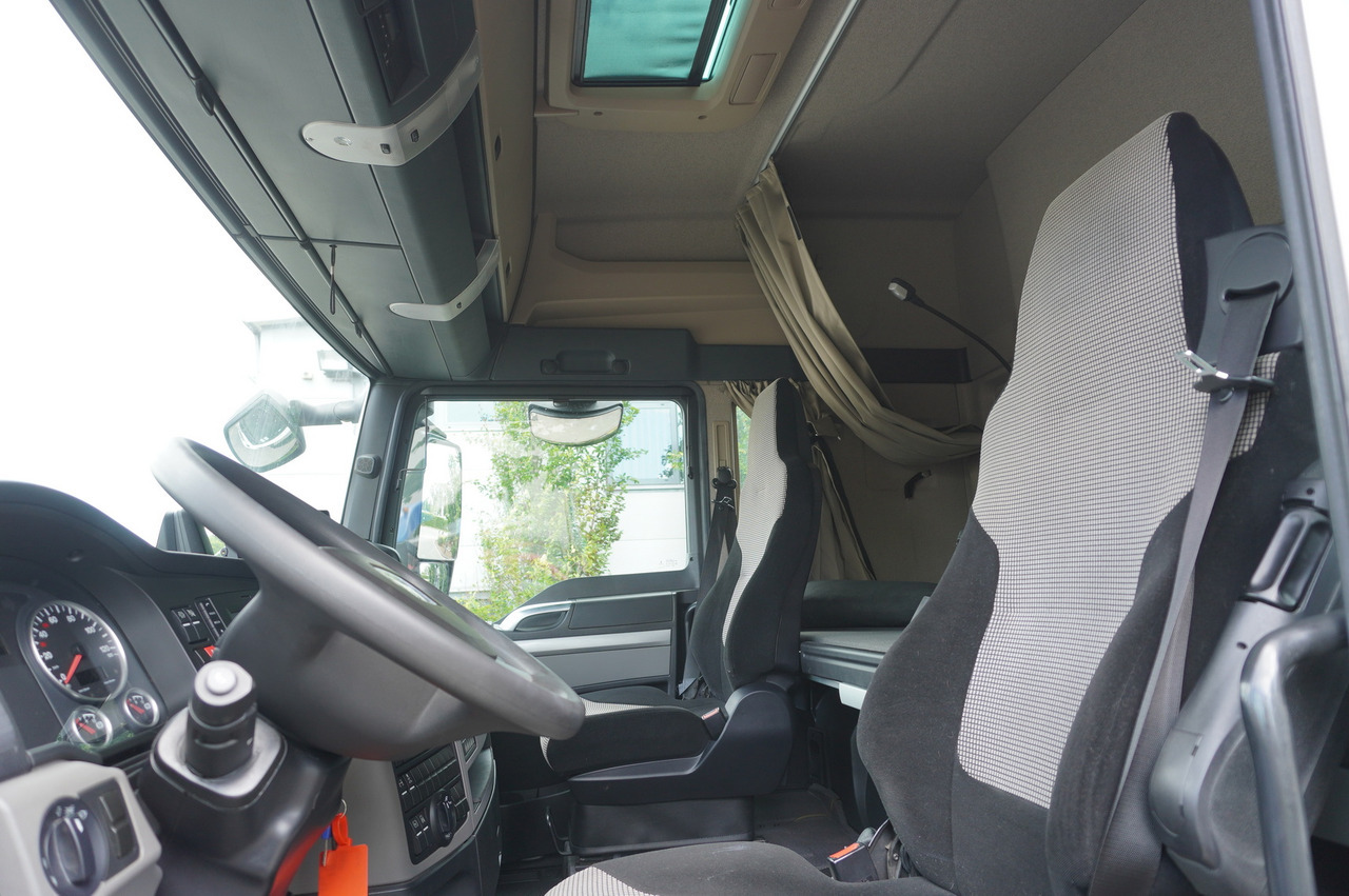 Тентованный грузовик MAN TGX 18.430 / Curtainsider 18 EPAL / sleeping cab / 2021: фото 17