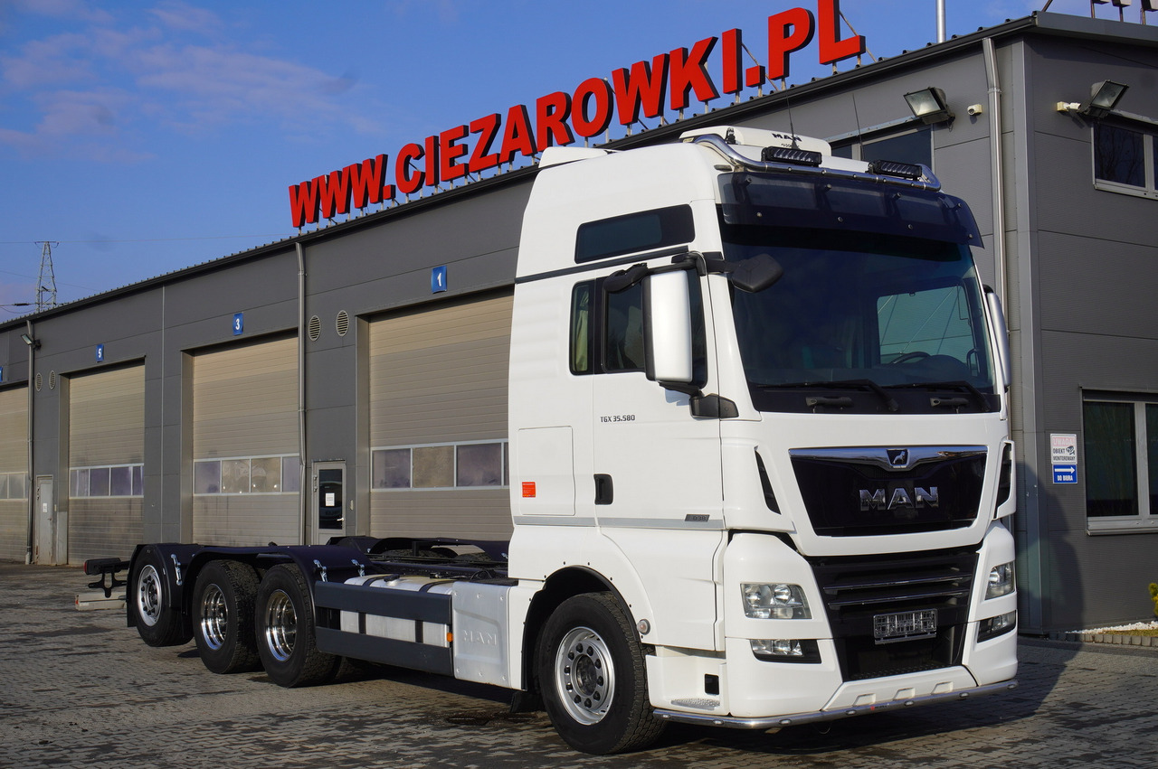 MAN TGX 35.580 E6 8x4/4 - 8.8m chassis frame - Грузовик-шасси: фото 1 MAN TGX 35.580 E6 8x4/4 - 8.8m chassis frame - Грузовик-шасси: фото 1