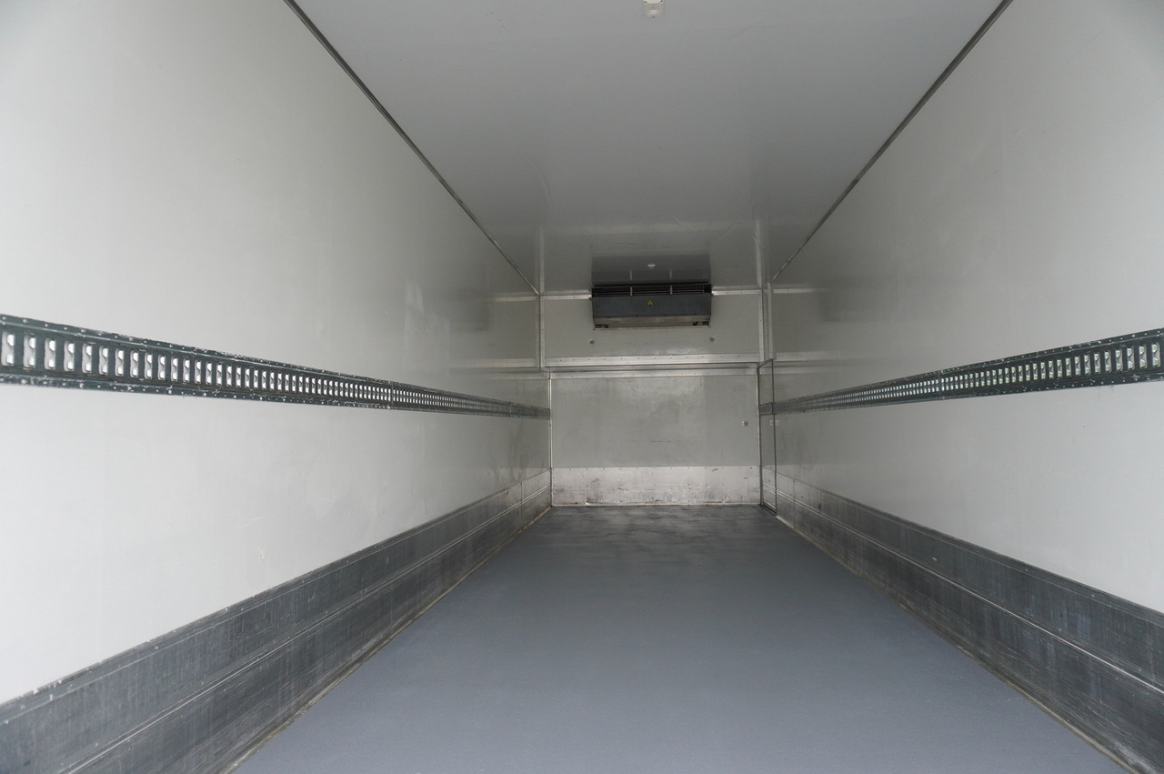 MERCEDES-BENZ Actros 1824 / Refrigerator 22 EPAL / Carrier Supra 950 / Sleeping cabin в лизинг MERCEDES-BENZ Actros 1824 / Refrigerator 22 EPAL / Carrier Supra 950 / Sleeping cabin: фото 10 MERCEDES-BENZ Actros 1824 / Refrigerator 22 EPAL / Carrier Supra 950 / Sleeping cabin в лизинг MERCEDES-BENZ Actros 1824 / Refrigerator 22 EPAL / Carrier Supra 950 / Sleeping cabin: фото 10