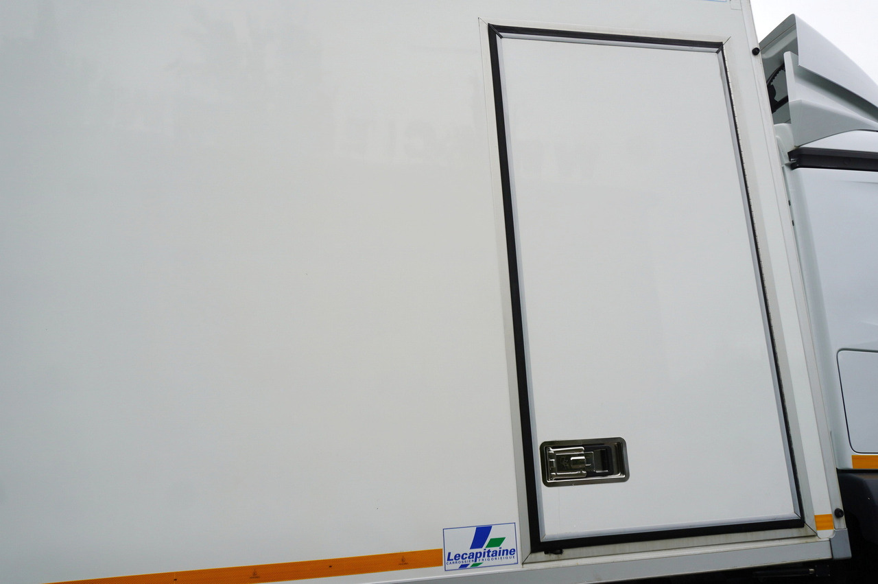 MERCEDES-BENZ Actros 1824 / Refrigerator 22 EPAL / Carrier Supra 950 / Sleeping cabin в лизинг MERCEDES-BENZ Actros 1824 / Refrigerator 22 EPAL / Carrier Supra 950 / Sleeping cabin: фото 9 MERCEDES-BENZ Actros 1824 / Refrigerator 22 EPAL / Carrier Supra 950 / Sleeping cabin в лизинг MERCEDES-BENZ Actros 1824 / Refrigerator 22 EPAL / Carrier Supra 950 / Sleeping cabin: фото 9