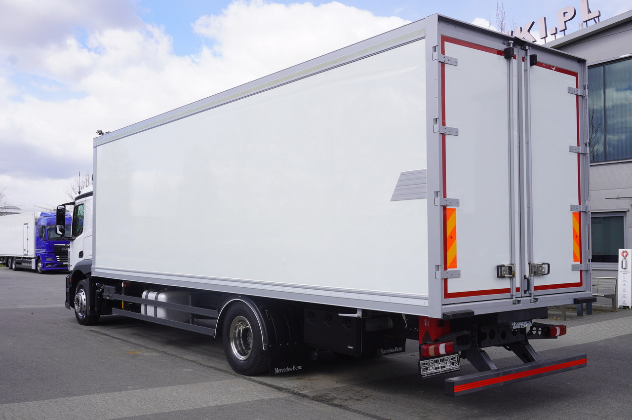 MERCEDES-BENZ Actros 1824 / Refrigerator / Carrier Supra 1250 / Sleeping cabin - Рефрижератор: фото 5 MERCEDES-BENZ Actros 1824 / Refrigerator / Carrier Supra 1250 / Sleeping cabin - Рефрижератор: фото 5