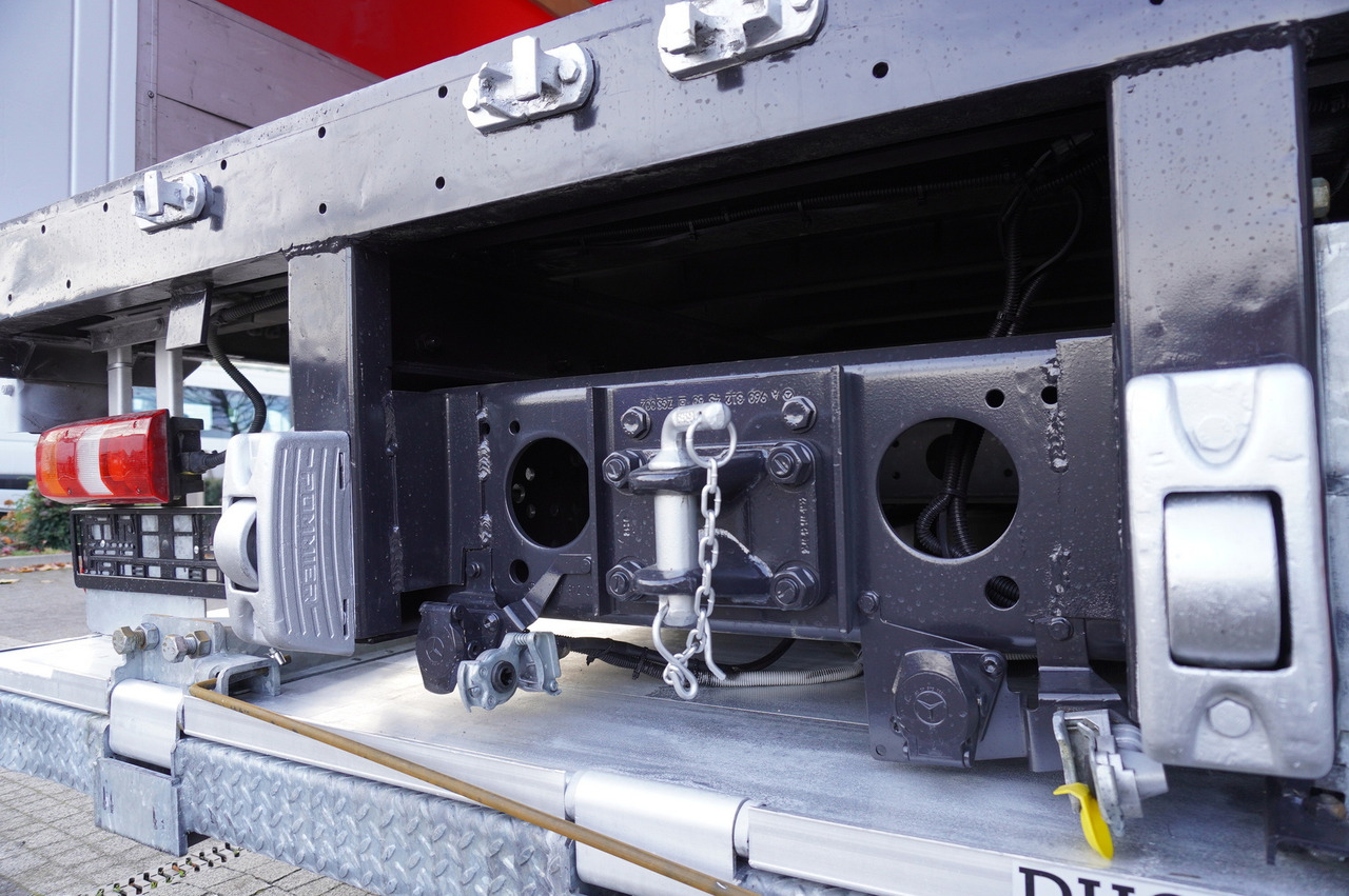 MERCEDES-BENZ Actros 1835 E6 4×2 / Curtainsider 21 pallets / tail lift 1.5t в лизинг MERCEDES-BENZ Actros 1835 E6 4×2 / Curtainsider 21 pallets / tail lift 1.5t: фото 29 MERCEDES-BENZ Actros 1835 E6 4×2 / Curtainsider 21 pallets / tail lift 1.5t в лизинг MERCEDES-BENZ Actros 1835 E6 4×2 / Curtainsider 21 pallets / tail lift 1.5t: фото 29