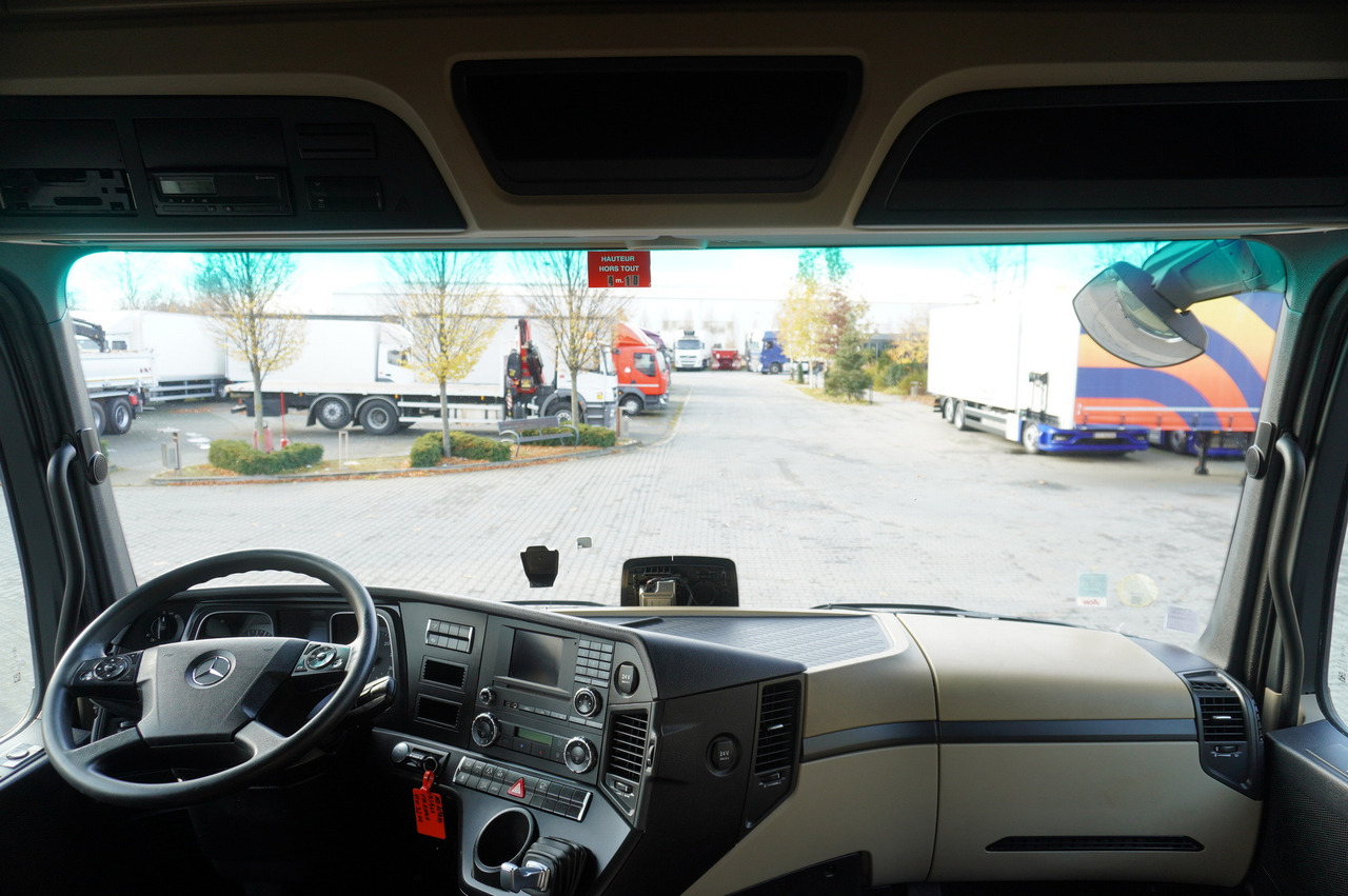 MERCEDES-BENZ Actros 1835 E6 4×2 / Curtainsider 21 pallets / tail lift 1.5t в лизинг MERCEDES-BENZ Actros 1835 E6 4×2 / Curtainsider 21 pallets / tail lift 1.5t: фото 15 MERCEDES-BENZ Actros 1835 E6 4×2 / Curtainsider 21 pallets / tail lift 1.5t в лизинг MERCEDES-BENZ Actros 1835 E6 4×2 / Curtainsider 21 pallets / tail lift 1.5t: фото 15