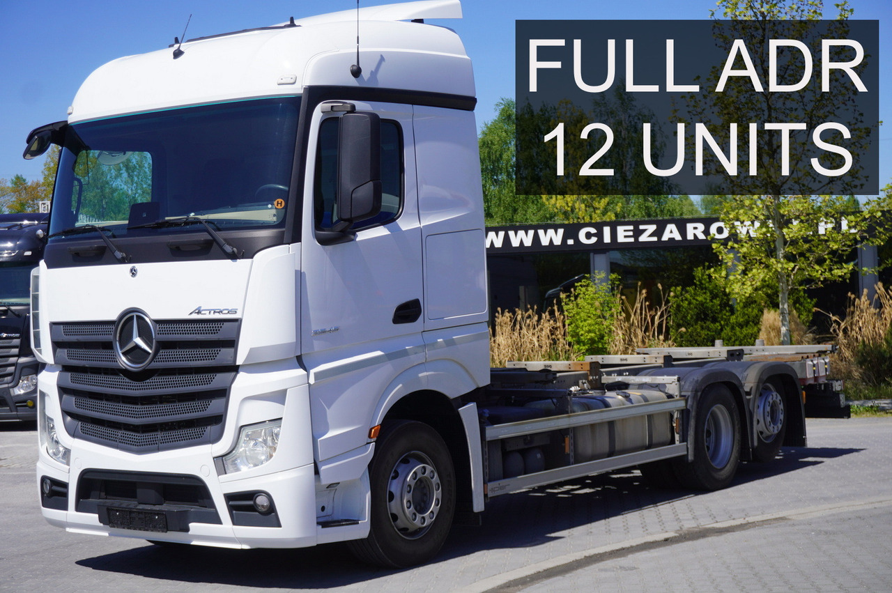 MERCEDES-BENZ Actros 2545 6×2 MP5 / FULL ADR / 12 units - Грузовик-контейнеровоз/ Сменный кузов: фото 2 MERCEDES-BENZ Actros 2545 6×2 MP5 / FULL ADR / 12 units - Грузовик-контейнеровоз/ Сменный кузов: фото 2