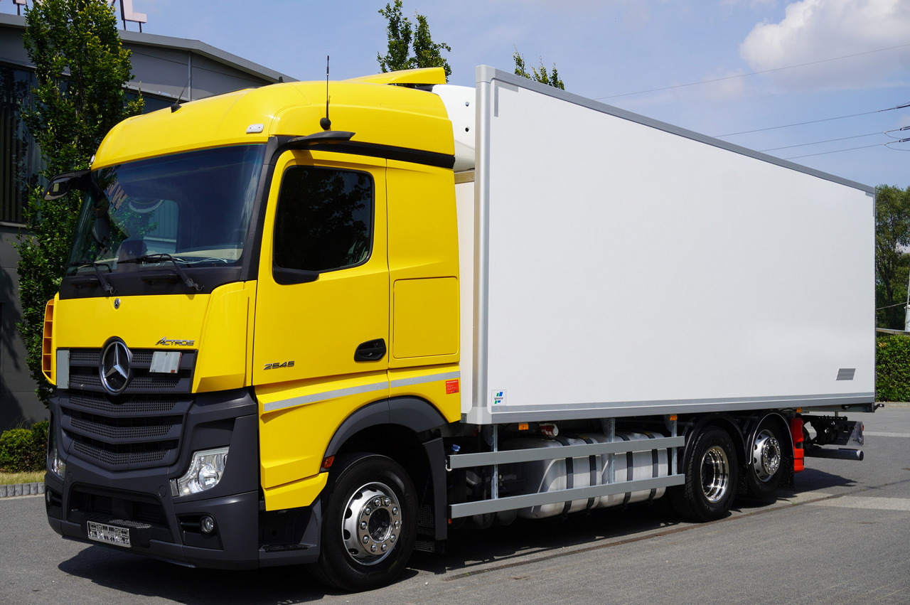 MERCEDES-BENZ Actros 2545 MP5 6×2 E6 / NEW Igloocar refrigerator / 19 pallets - Рефрижератор: фото 1 MERCEDES-BENZ Actros 2545 MP5 6×2 E6 / NEW Igloocar refrigerator / 19 pallets - Рефрижератор: фото 1