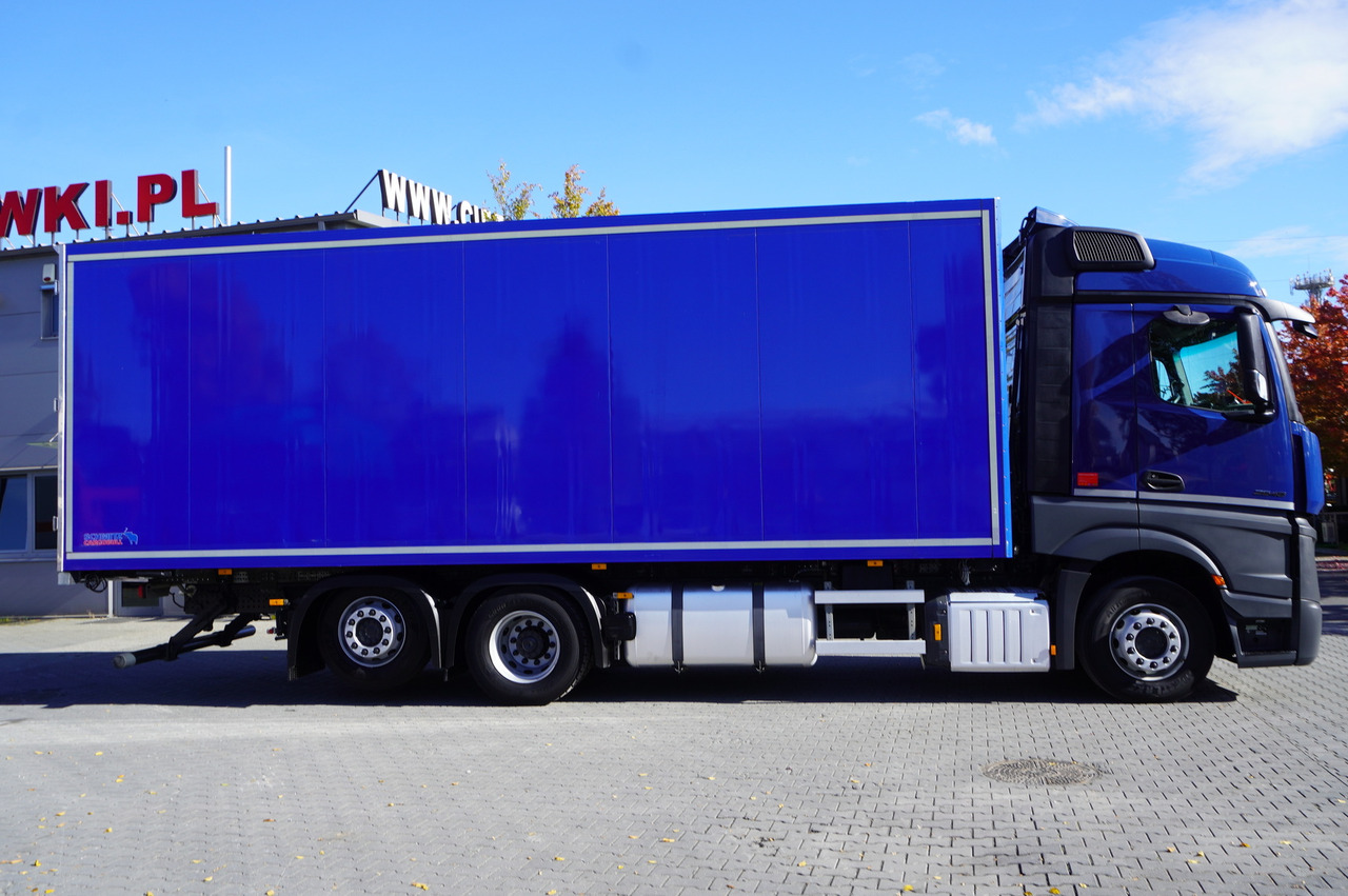 MERCEDES-BENZ Actros 2545 MP5 6×2 / Schmitz 19 EPAL refrigerator / 2023 - Рефрижератор: фото 2 MERCEDES-BENZ Actros 2545 MP5 6×2 / Schmitz 19 EPAL refrigerator / 2023 - Рефрижератор: фото 2