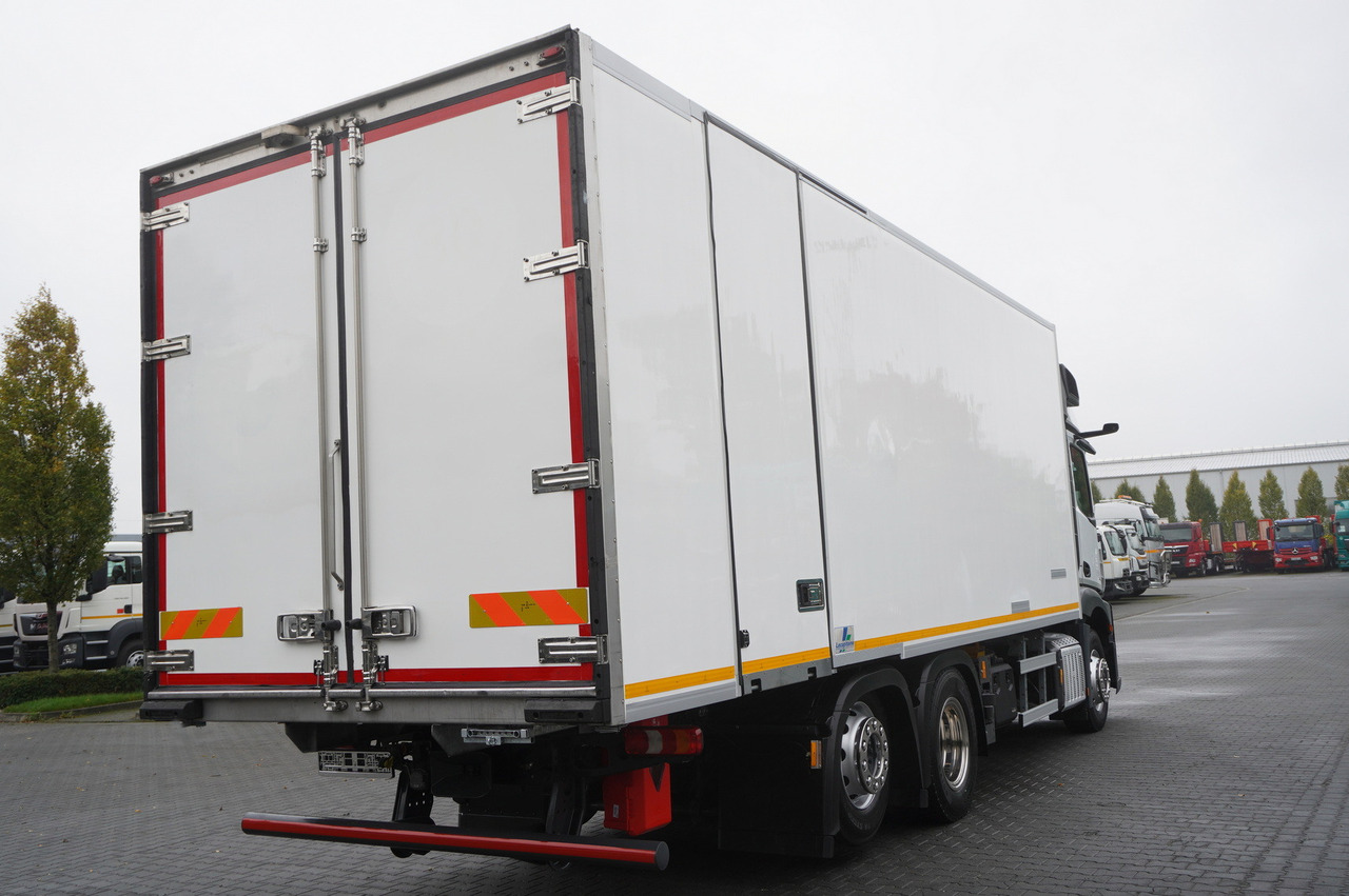 MERCEDES-BENZ Actros 2545 MP5 / Lecapitaine 18 EPAL refrigerator / Bitemperature / Carrier Supra 850 MT / ADR AT - Рефрижератор: фото 5 MERCEDES-BENZ Actros 2545 MP5 / Lecapitaine 18 EPAL refrigerator / Bitemperature / Carrier Supra 850 MT / ADR AT - Рефрижератор: фото 5