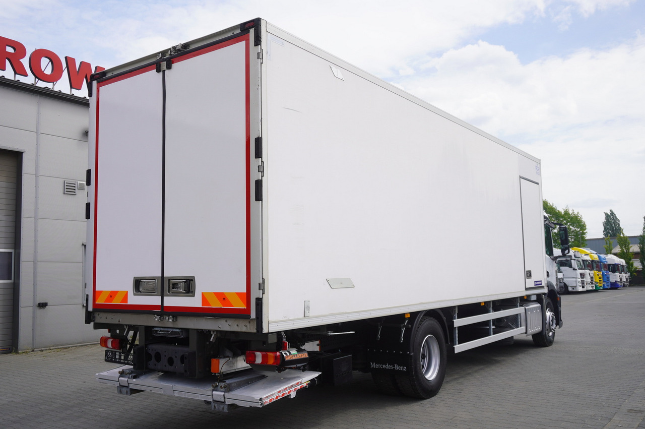 MERCEDES-BENZ Antos 1830 / Lamberet refrigerator superstructure 22 EPAL / Dhollandia lift 2000 kg - Рефрижератор: фото 4 MERCEDES-BENZ Antos 1830 / Lamberet refrigerator superstructure 22 EPAL / Dhollandia lift 2000 kg - Рефрижератор: фото 4