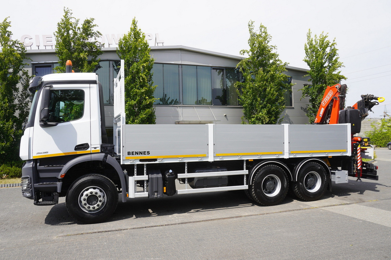 MERCEDES-BENZ Arocs 2633 flatbed truck / Crane FASSI F155A.0.23 / REMOTE CONTROL / 230,000 km - Грузовик бортовой/ Платформа, Автоманипулятор: фото 4 MERCEDES-BENZ Arocs 2633 flatbed truck / Crane FASSI F155A.0.23 / REMOTE CONTROL / 230,000 km - Грузовик бортовой/ Платформа, Автоманипулятор: фото 4