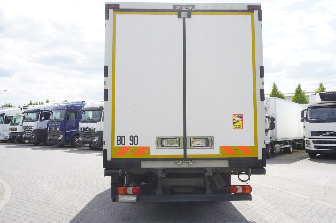 MERCEDES-BENZ Atego 1021 / Lamberet meat hook refrigerator / Carcass elevator 1000 kg / Thermoking T800 R - Рефрижератор, Автоманипулятор: фото 4 MERCEDES-BENZ Atego 1021 / Lamberet meat hook refrigerator / Carcass elevator 1000 kg / Thermoking T800 R - Рефрижератор, Автоманипулятор: фото 4