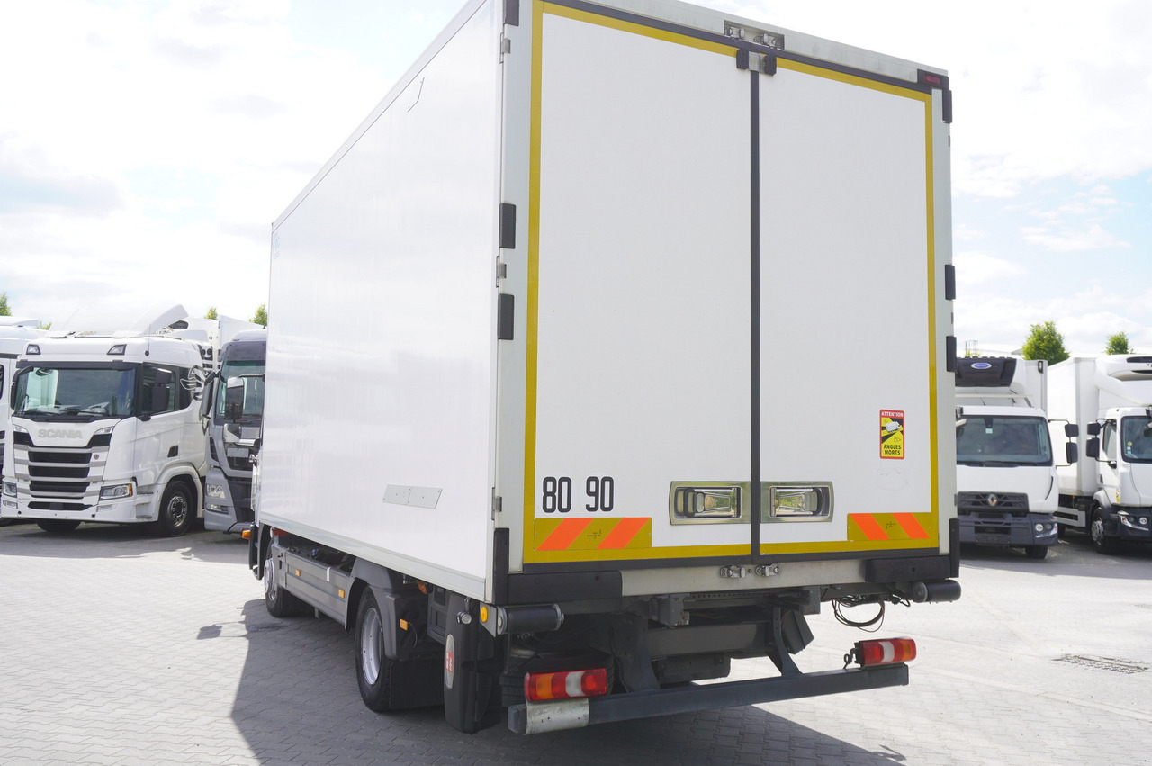 MERCEDES-BENZ Atego 1021 / Lamberet meat hook refrigerator / Carcass elevator 1000 kg / Thermoking T800 R - Рефрижератор, Автоманипулятор: фото 3 MERCEDES-BENZ Atego 1021 / Lamberet meat hook refrigerator / Carcass elevator 1000 kg / Thermoking T800 R - Рефрижератор, Автоманипулятор: фото 3