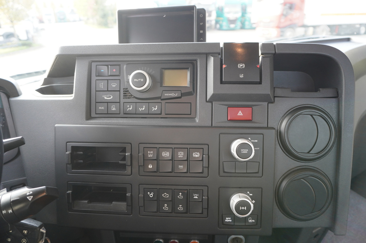 Автоманипулятор RENAULT C380 Comfort 6x4 / Atlas 172.3E crane / Range 12.3 m / capacity 6.1 t / Flatbed 17 EPAL: фото 26 Автоманипулятор RENAULT C380 Comfort 6x4 / Atlas 172.3E crane / Range 12.3 m / capacity 6.1 t / Flatbed 17 EPAL: фото 26