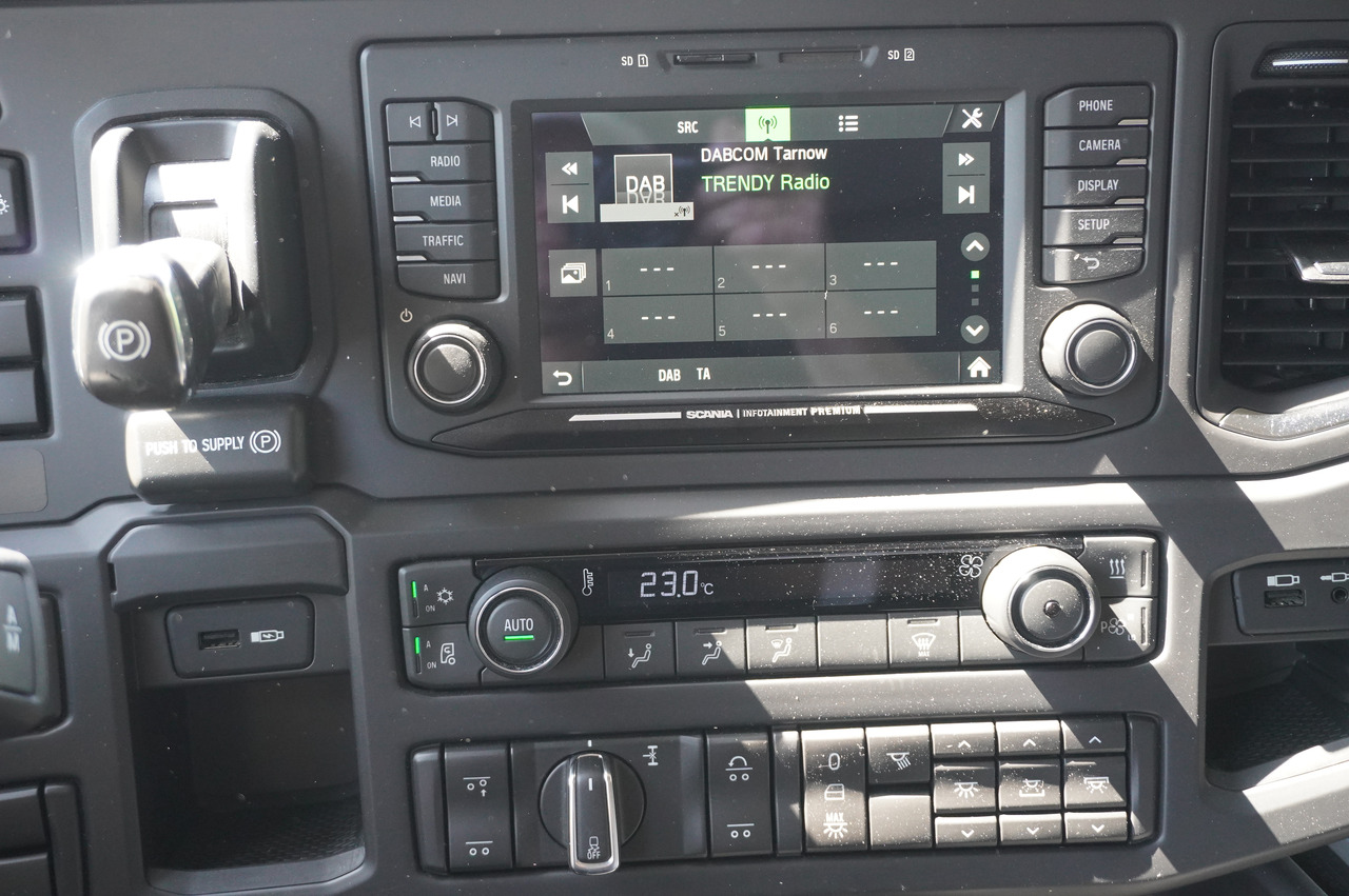 SCANIA R500 Hook-Up Refrigerated Truck KIESLING 20 EPAL / Carrier Supra 1250 Silent в лизинг SCANIA R500 Hook-Up Refrigerated Truck KIESLING 20 EPAL / Carrier Supra 1250 Silent: фото 29 SCANIA R500 Hook-Up Refrigerated Truck KIESLING 20 EPAL / Carrier Supra 1250 Silent в лизинг SCANIA R500 Hook-Up Refrigerated Truck KIESLING 20 EPAL / Carrier Supra 1250 Silent: фото 29