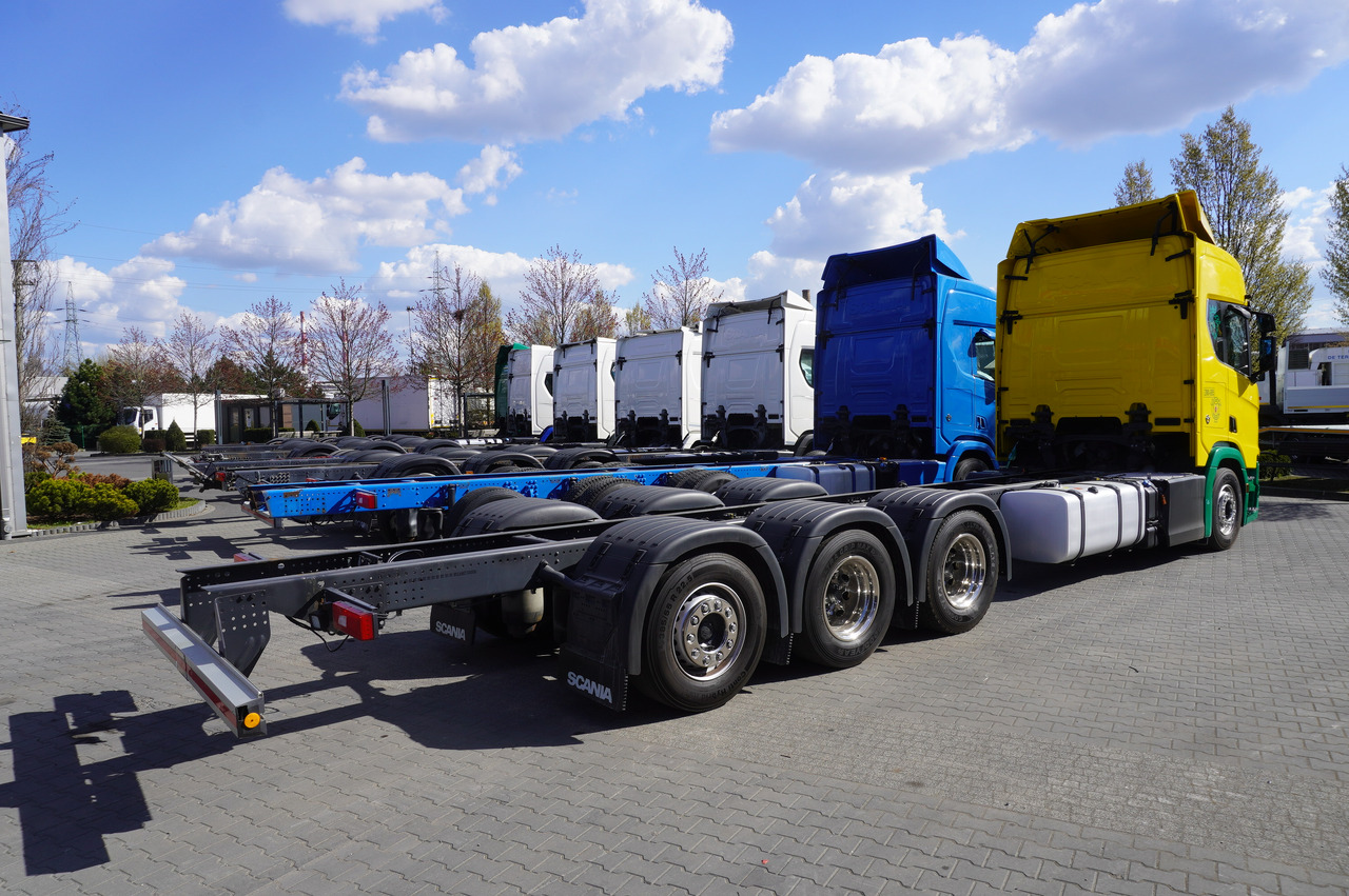 SCANIA R650 V8 / 650 HP/ frame 8.8 m / steered 4th axis / 20 units - Автоманипулятор: фото 2 SCANIA R650 V8 / 650 HP/ frame 8.8 m / steered 4th axis / 20 units - Автоманипулятор: фото 2